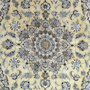 Nain Vecchio per Sala 195x125 ADAMELLO TAPPETI Tappeto Nain Vecchio per Sala lana Seta persiano 195x125