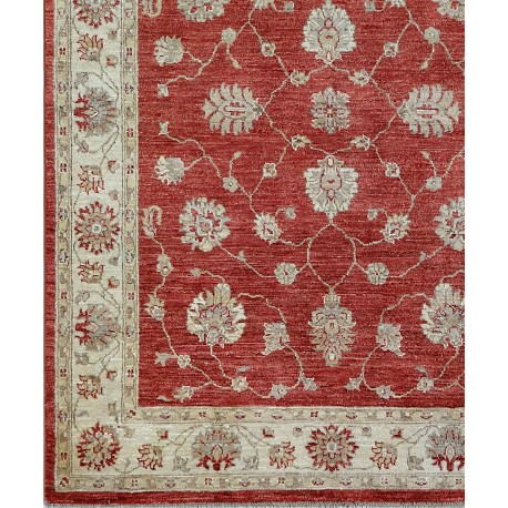 Storia dei tappeti persiani secondo Adamello tappeti (parte 3): tappeti in stile e design moderni ADAMELLO TAPPETI tappeto floreale orientale ziegler con colori chiari e delicati come beige e crema e lana di alta qualità