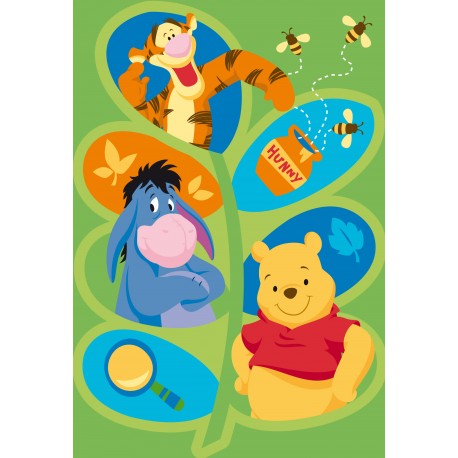 Tappeto Disney Winnie foglia 168x115 ADAMELLO TAPPETI Tappeto Disney Winnie foglia